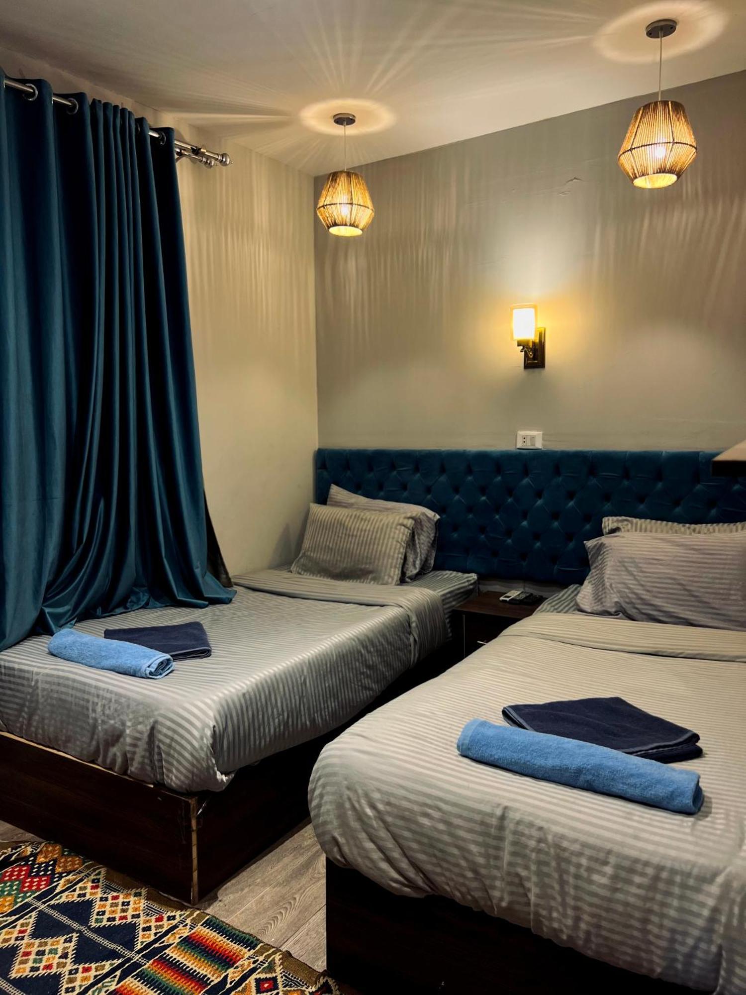 Grand Pyramids Inn Kafrat al Jabal Exterior photo